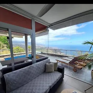 https://villa-mirador-los-corales.in-canary-islands.com
